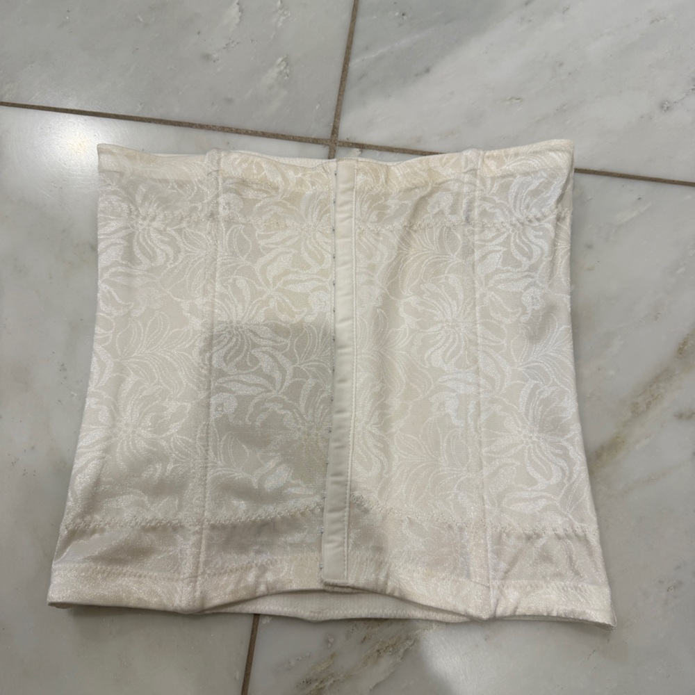 Maidenform Ivory Bustier